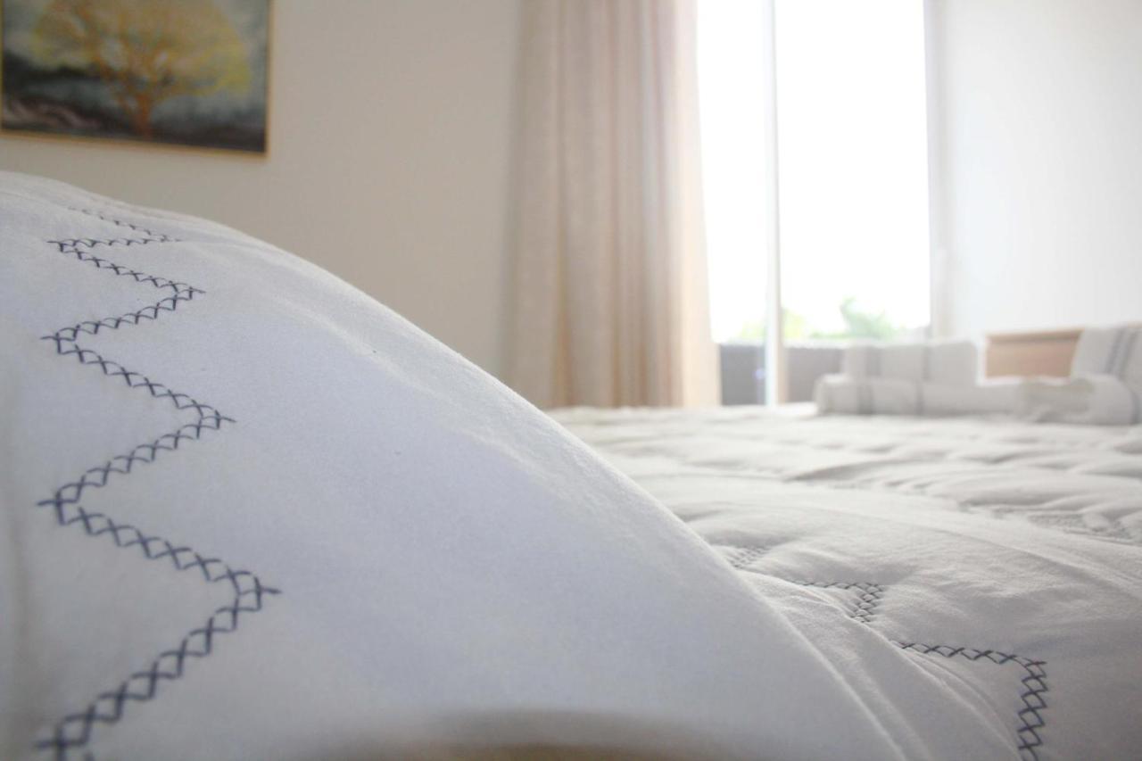 Lugar Dos Louros 2 Apartment Estreito Da Calheta Екстериор снимка
